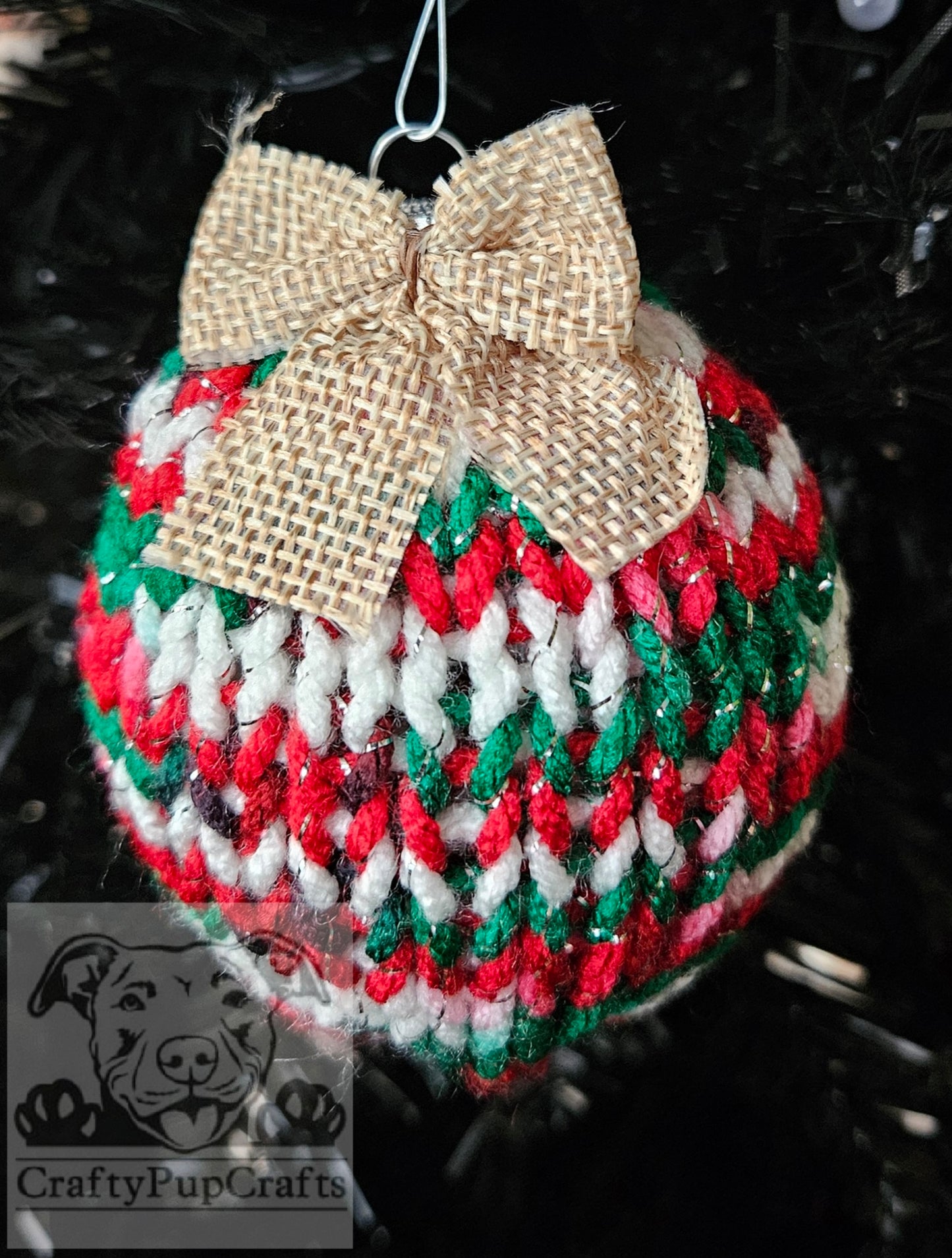 Red, green, & white Christmas ornament - 4 pack