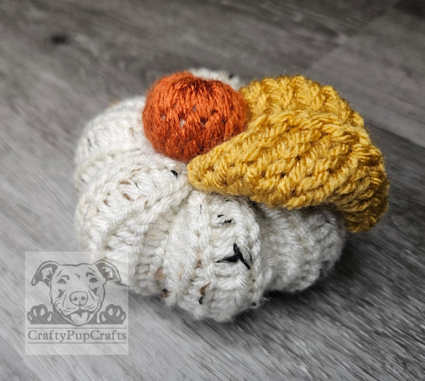 Ivory pearl flecked small knit pumpkin decoration