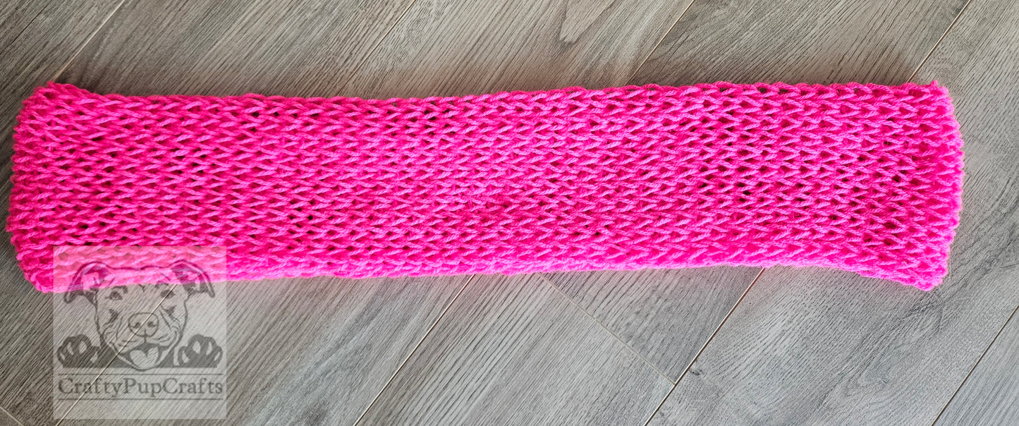 Neon pink knit drop stitch infinity scarf