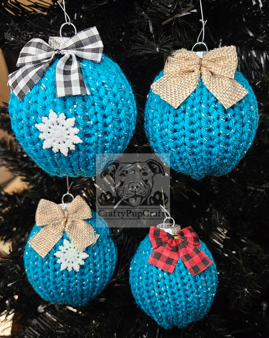 Teal with metallic Christmas ornament - 4 pack
