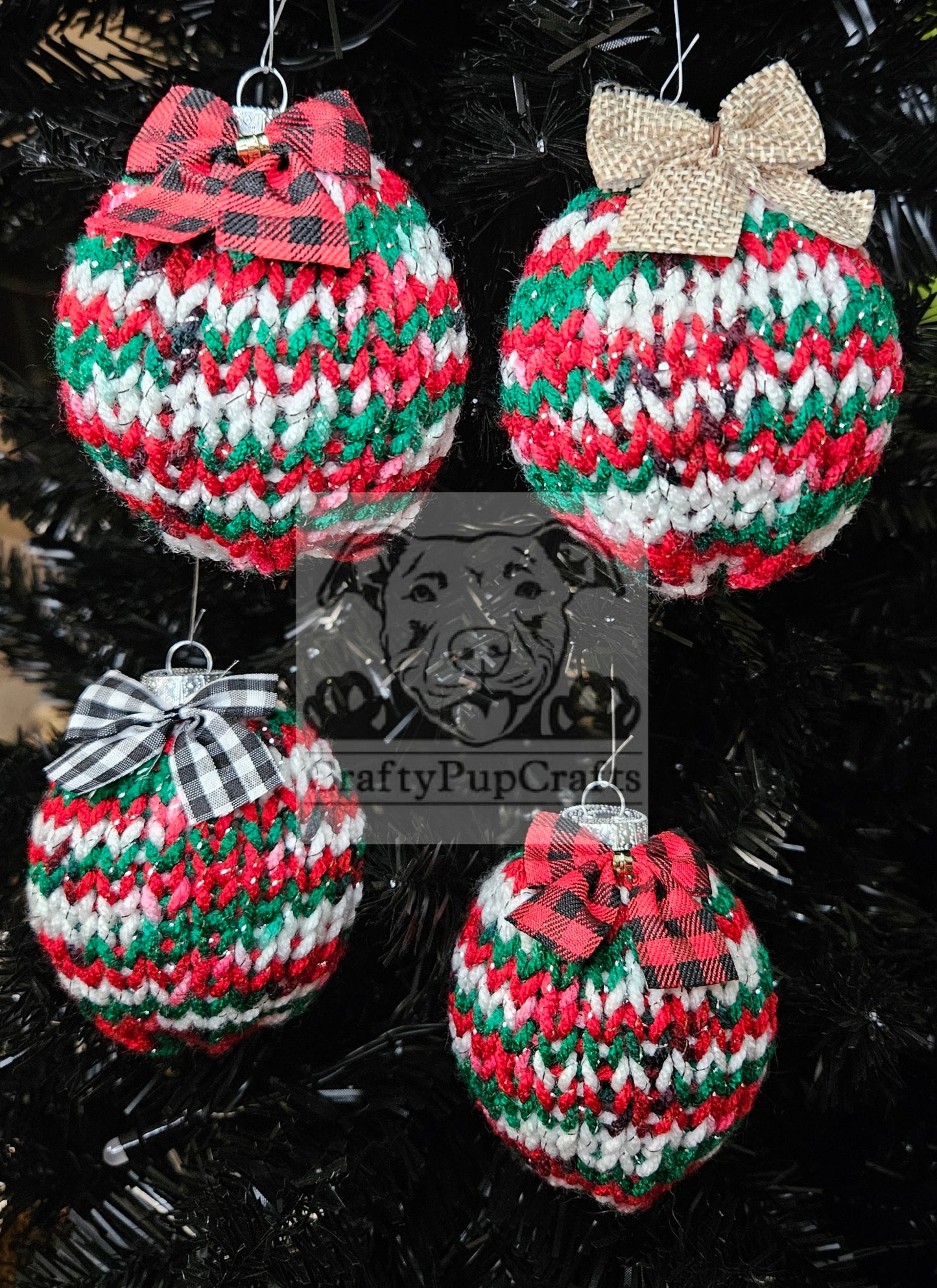 Red, green, & white Christmas ornament - 4 pack