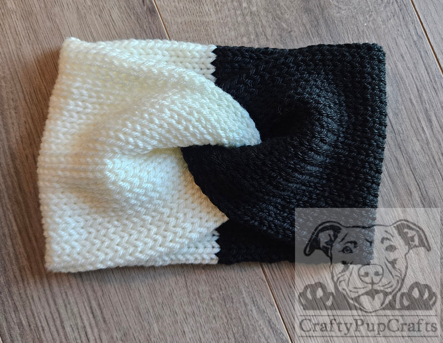 Black & white ear warmer