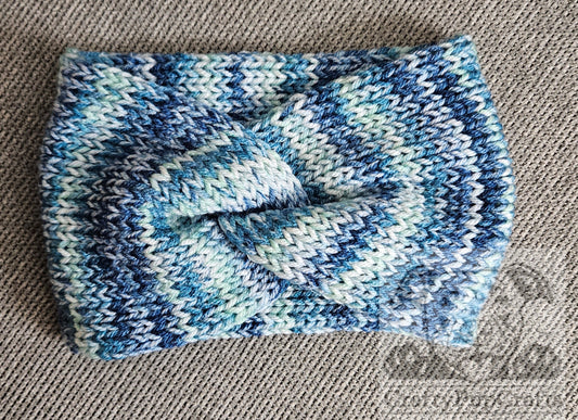 Blue ombre knit ear warmer